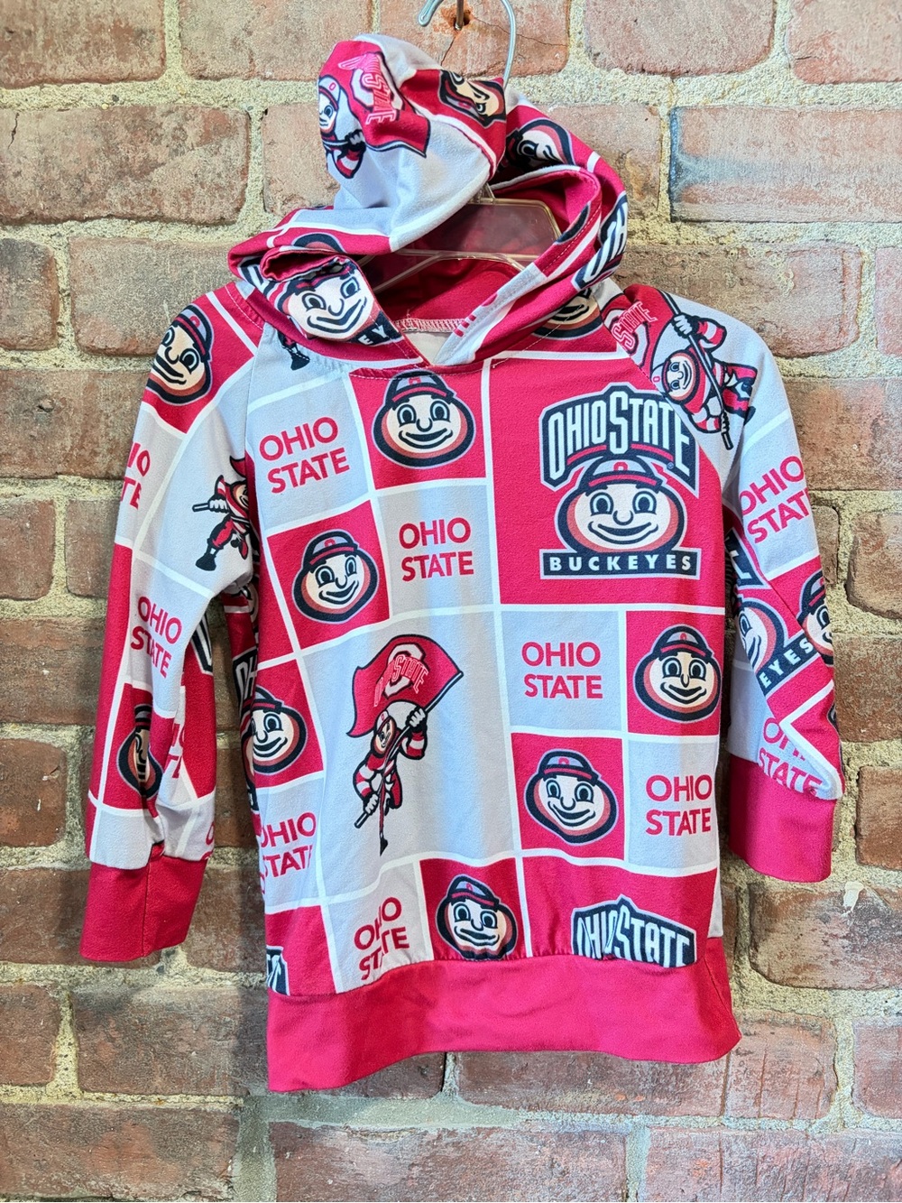 Kids' Hooded Sweatshirt -Ohio State Buckeyes size 2T